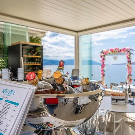 Rocky Beach Rooms Novi Vinodolski Exterior photo