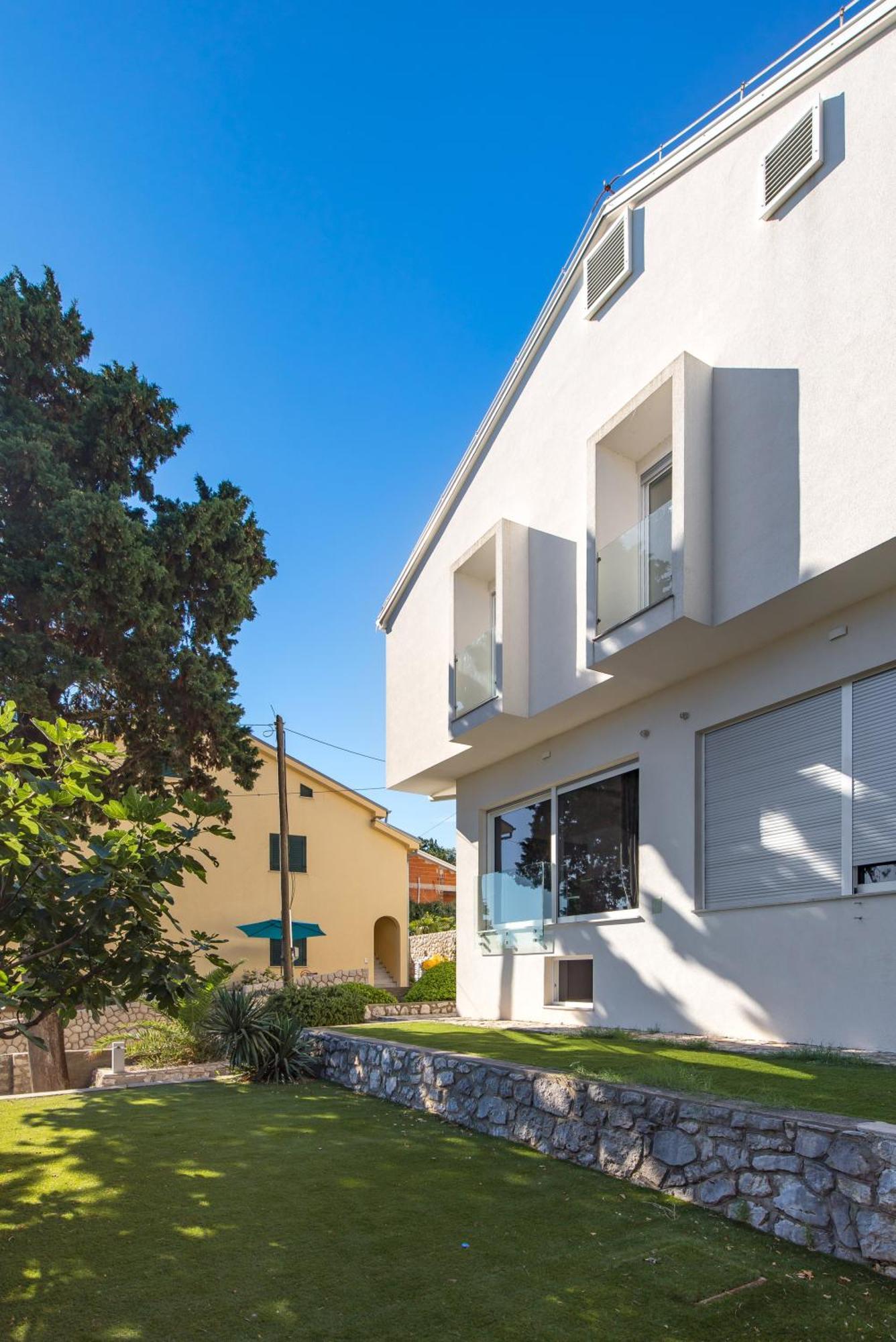 Rocky Beach Rooms Novi Vinodolski Exterior photo