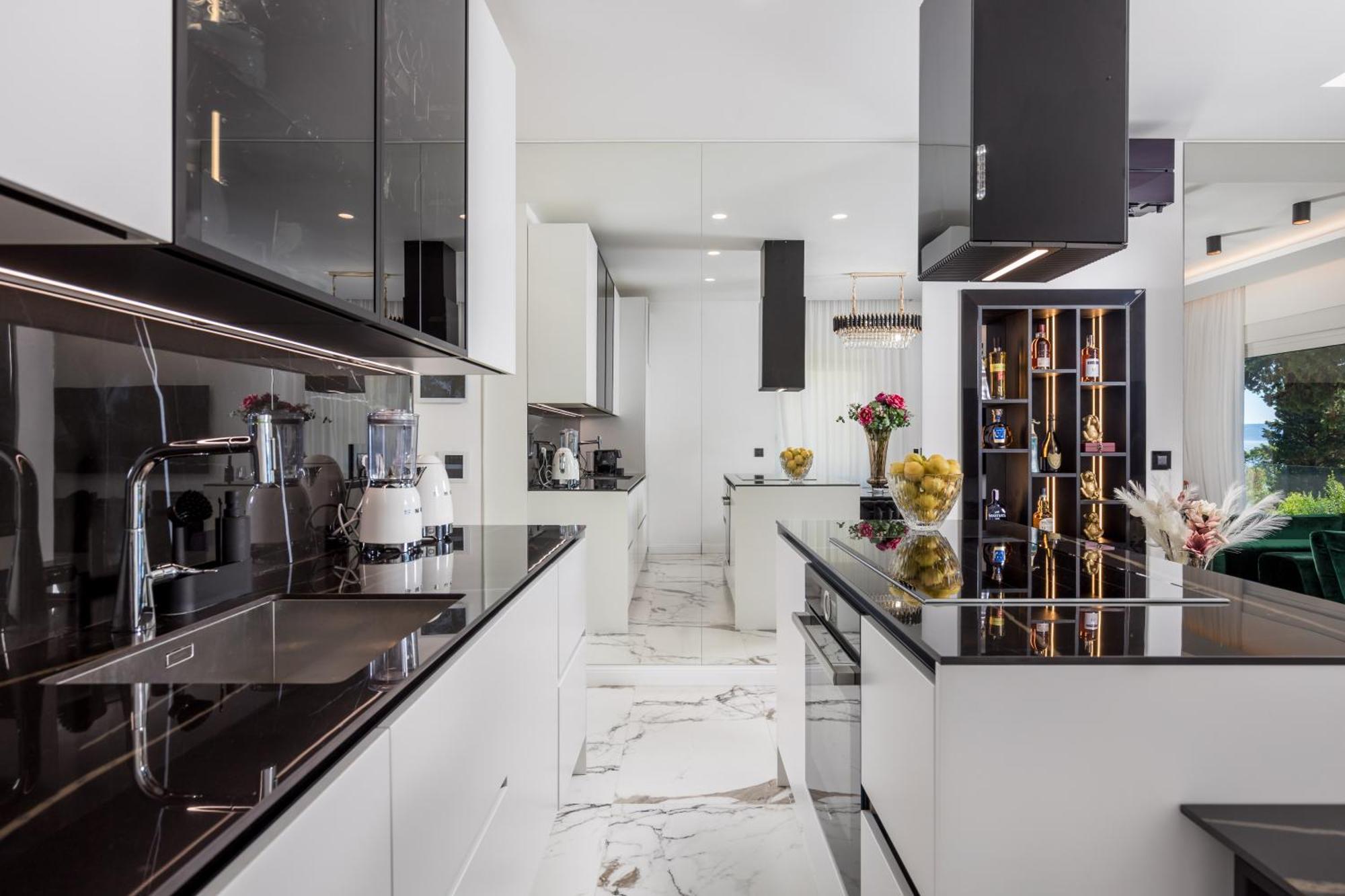 Rocky Beach Rooms Novi Vinodolski Exterior photo