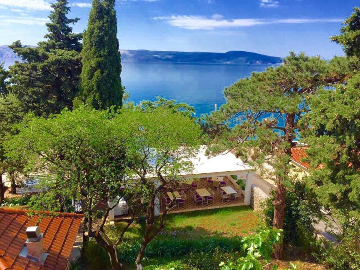 Rocky Beach Rooms Novi Vinodolski Exterior photo