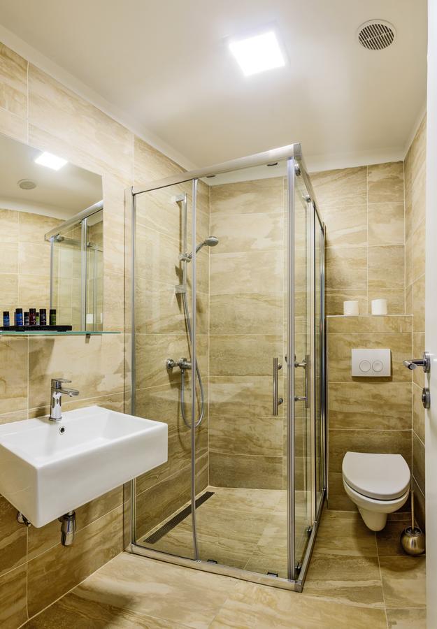 Rocky Beach Rooms Novi Vinodolski Exterior photo